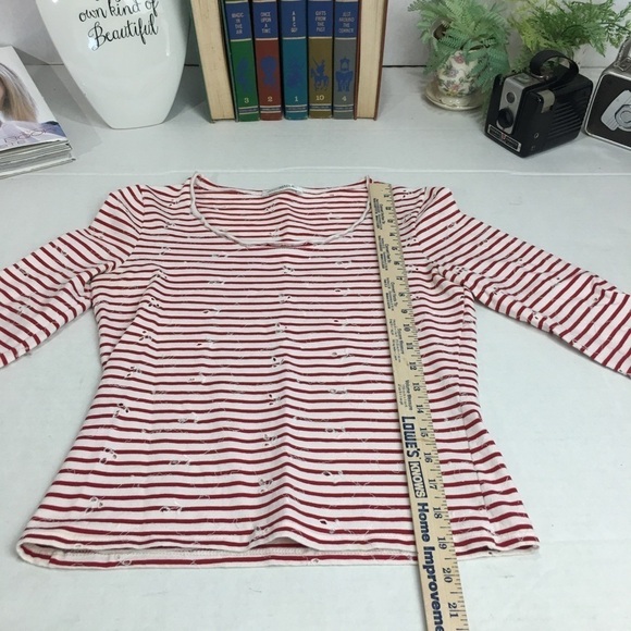 Nara Maglie Women’s striped, embroidered eyelet blouse/ top. - Picture 4 of 10